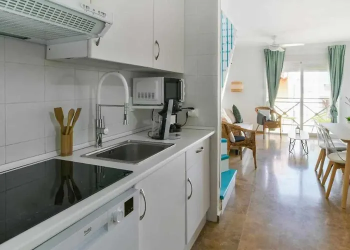 Apartament Brisa 2º11 *